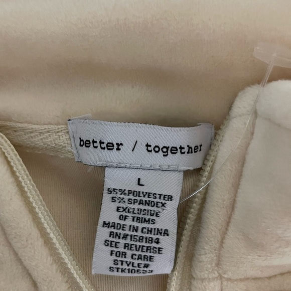 NWT Better Together Velour Loungewear Set in Butter Yellow. Size Large - Picture 5 of 11